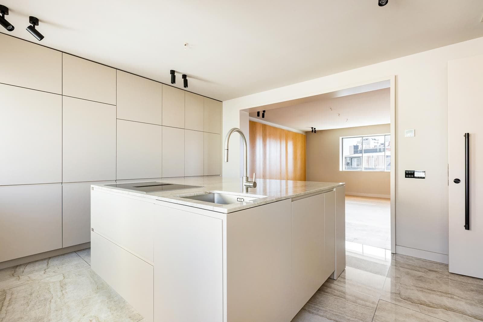 Apartamento T3 com estacionamento, Saldanha, Lisboa - Imagem 49