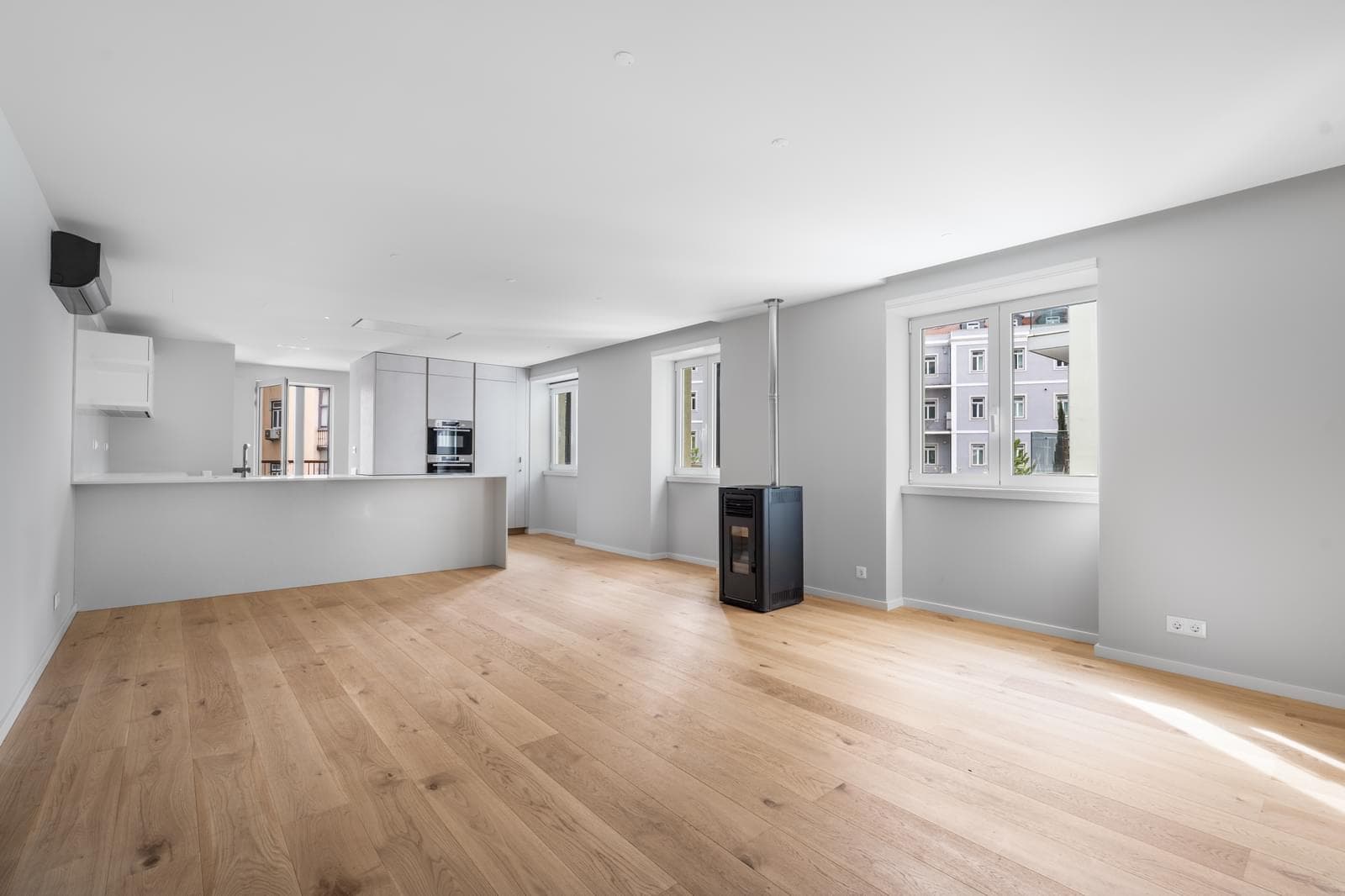 Apartamento T3 com jardim, Marquês de Pombal, Lisboa - Imagem 2