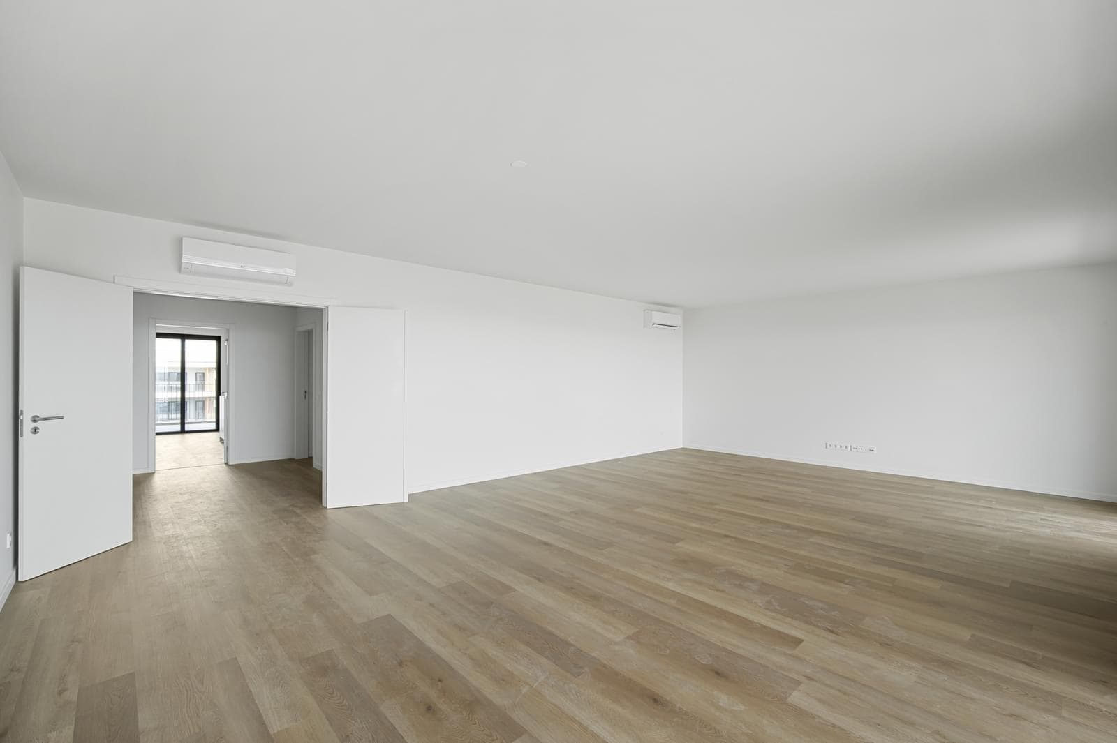 Apartamento T4 com piscina, Miraflores, Oeiras - Imagem 13