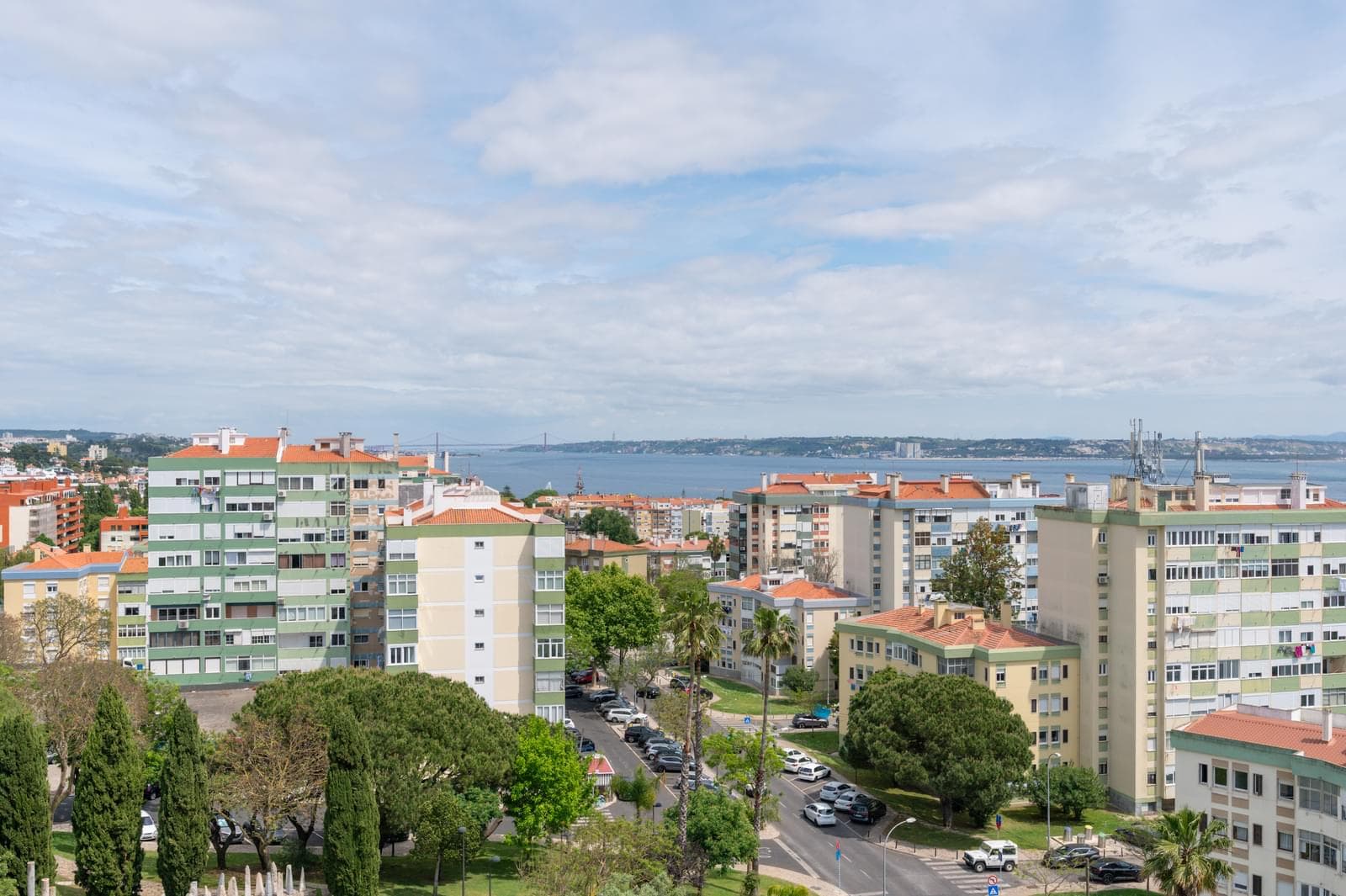 2 Bedroom Apartment with a view, Oeiras Centro, Oeiras - Image 26