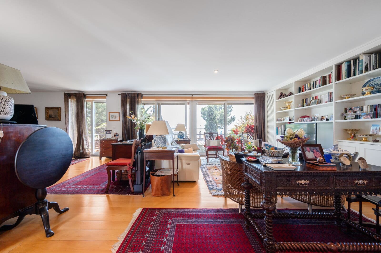Apartamento T2 + 1 com 200m2 - Imagem 1