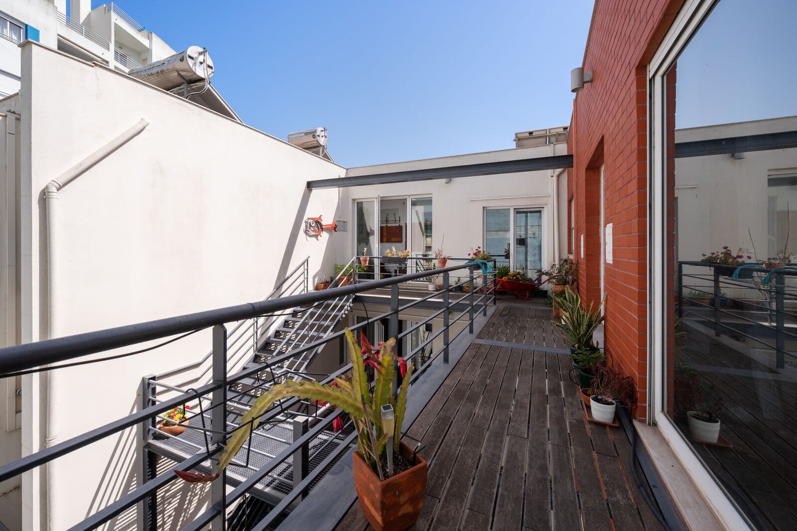 Apartamento T2 + 1 com 200m2 - Imagem 30