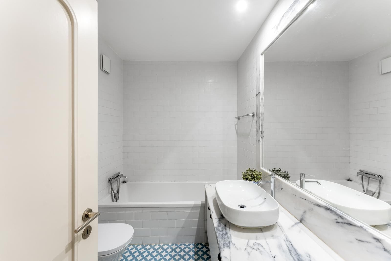 Apartamento T3 com estacionamento, Gulbenkian, Lisboa - Imagem 12