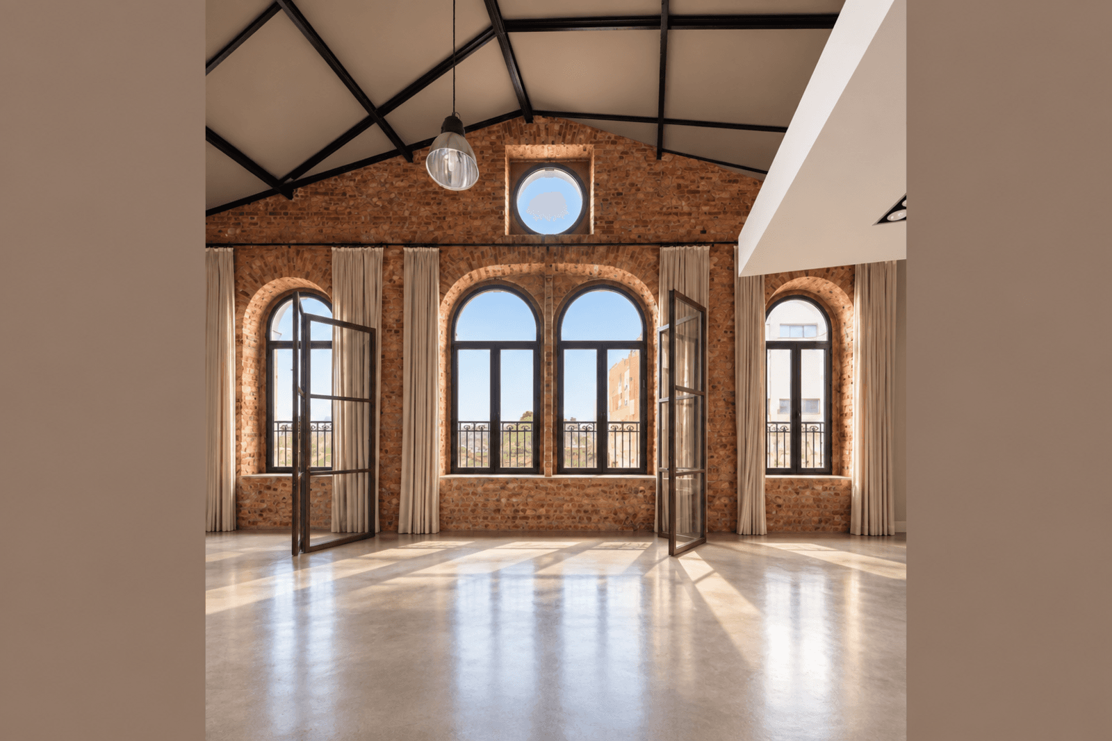 Building, Marvila, Lisboa - Image 1