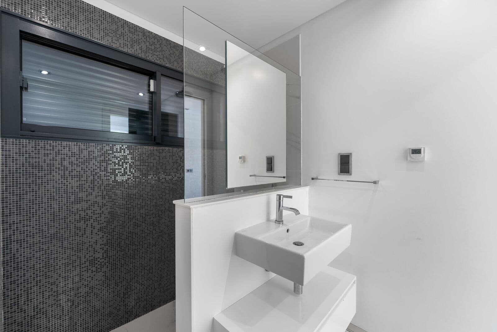 Moradia Isolada T5 com piscina, Estoril, Cascais - Imagem 20