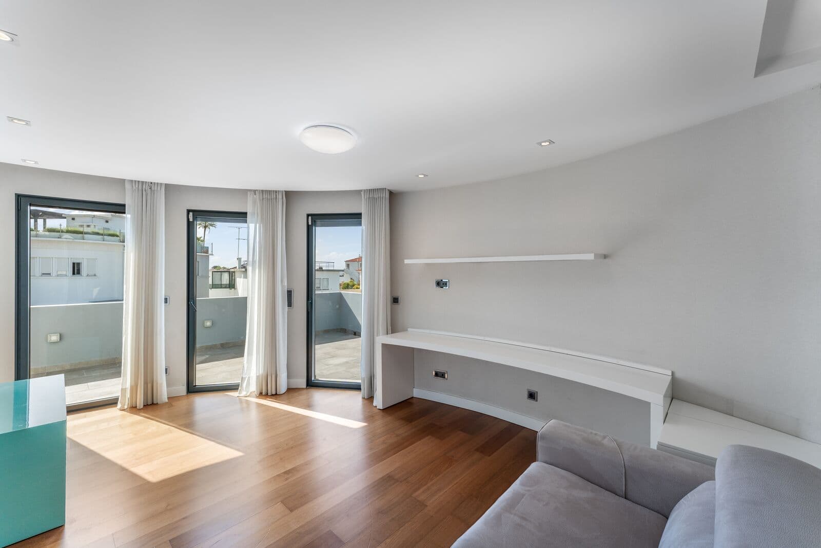 Moradia Isolada T5 com piscina, Estoril, Cascais - Imagem 24
