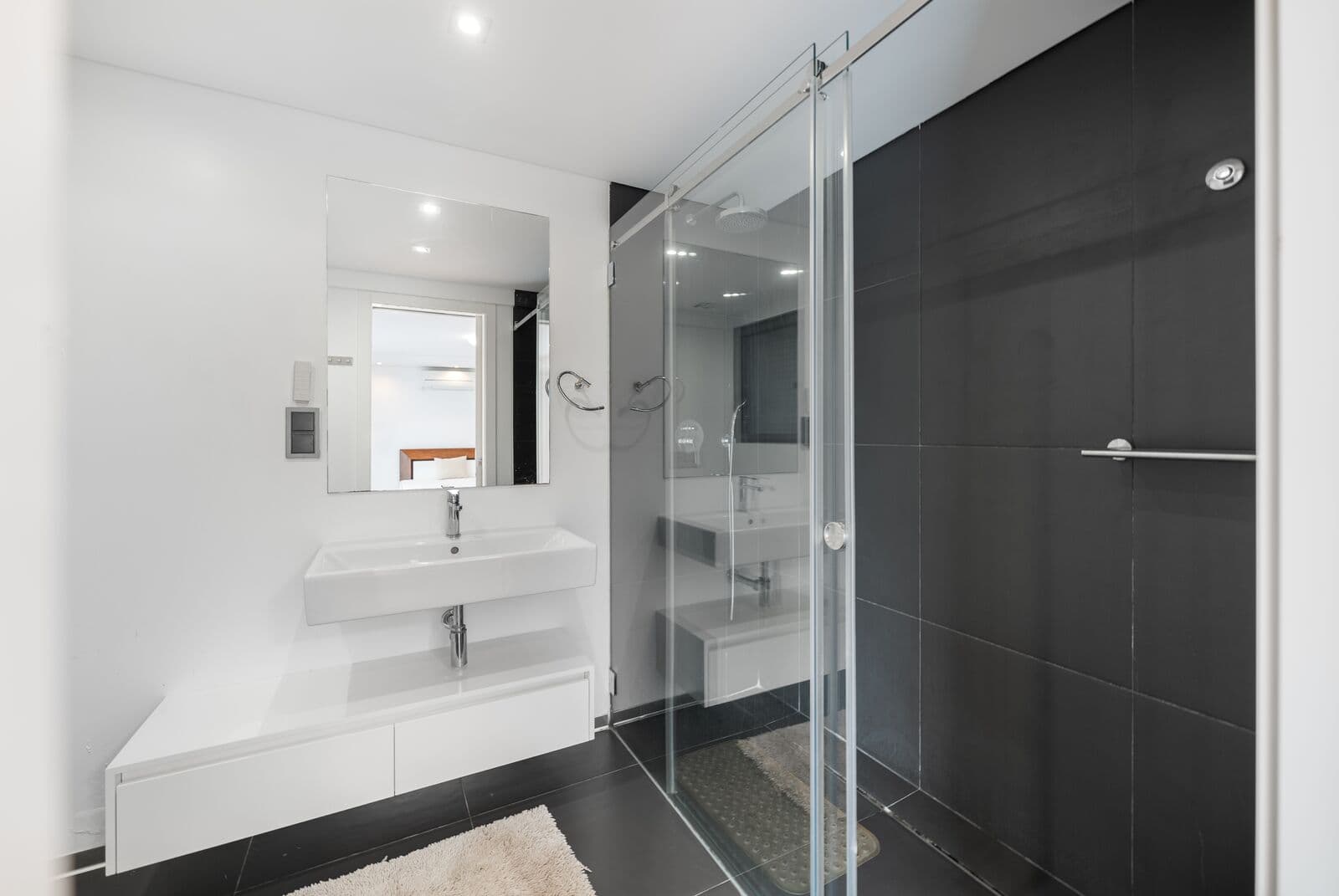Moradia Isolada T5 com piscina, Estoril, Cascais - Imagem 30