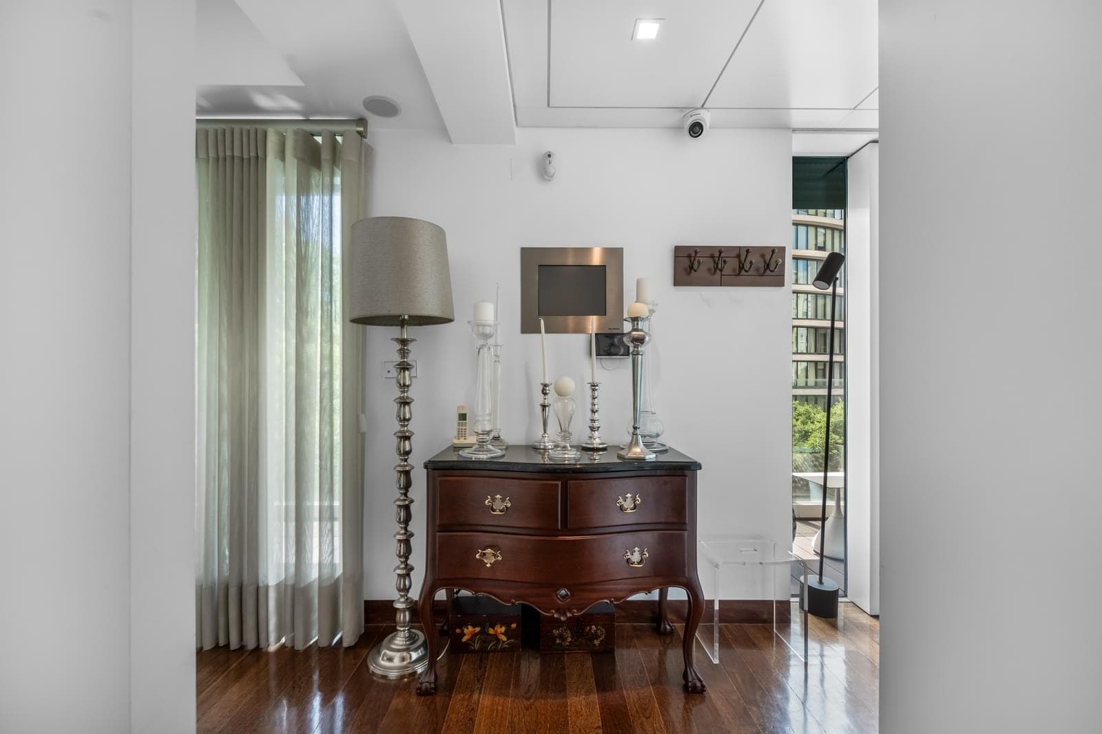 Apartamento T1 com vista - Imagem 10
