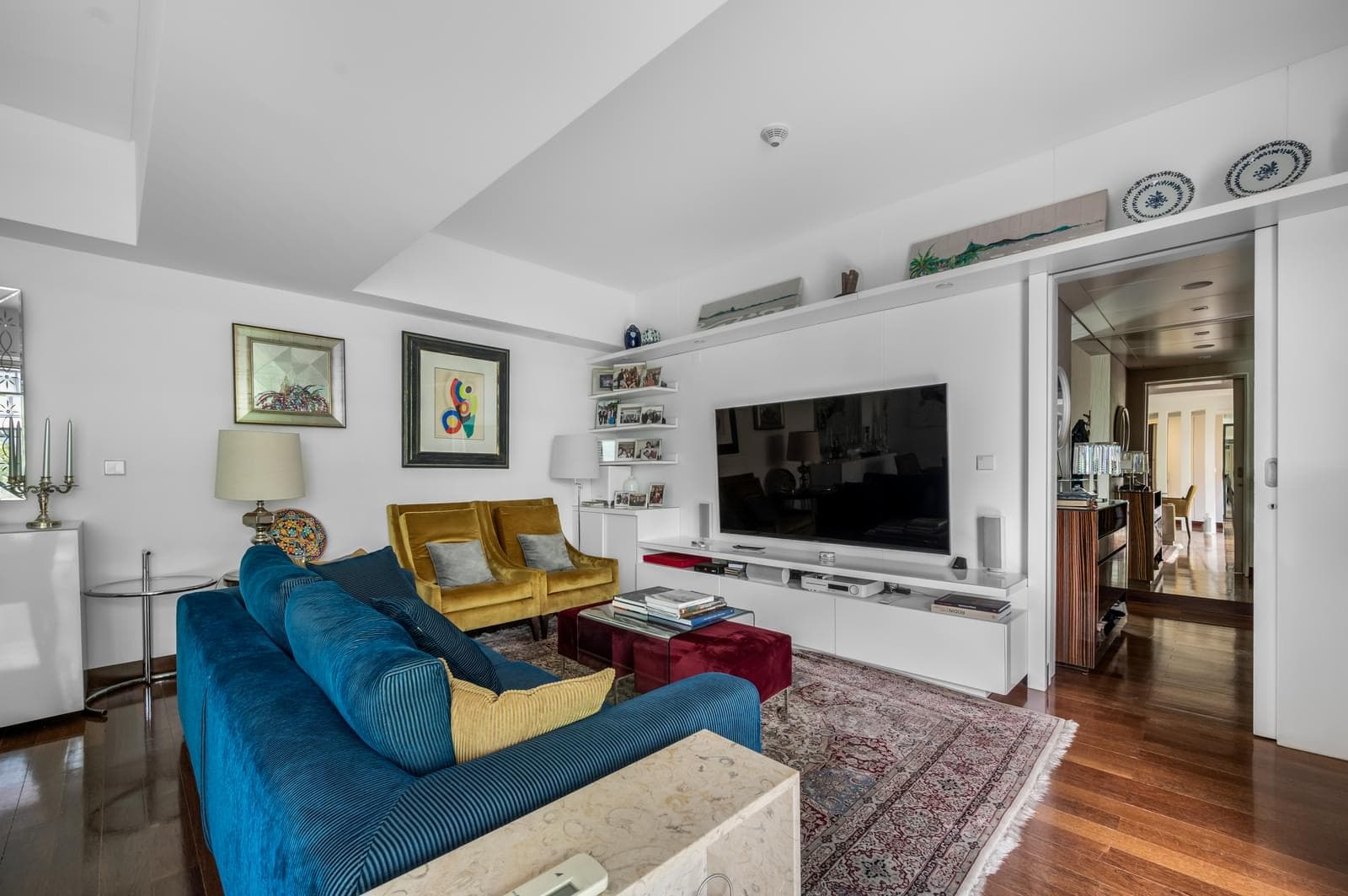 Apartamento T1 com vista - Imagem 2
