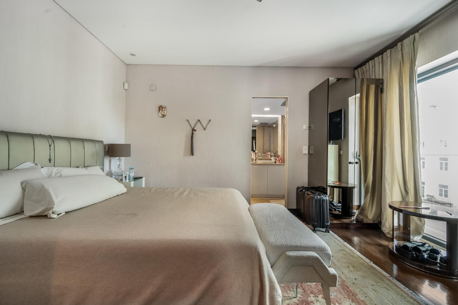 Apartamento T1 com vista - Imagem 13