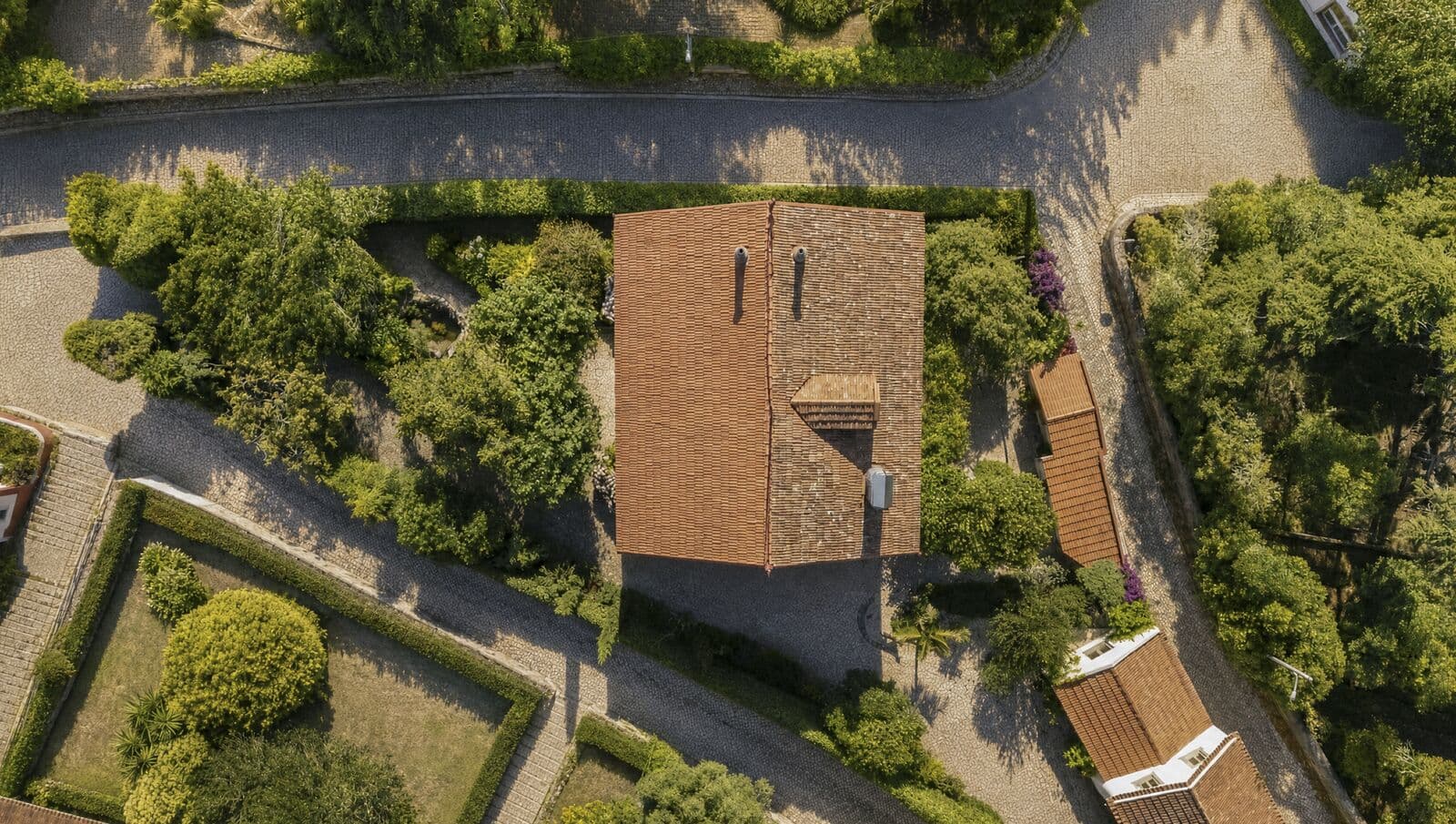 Moradia Isolada T6 com jardim, Sintra - Imagem 9
