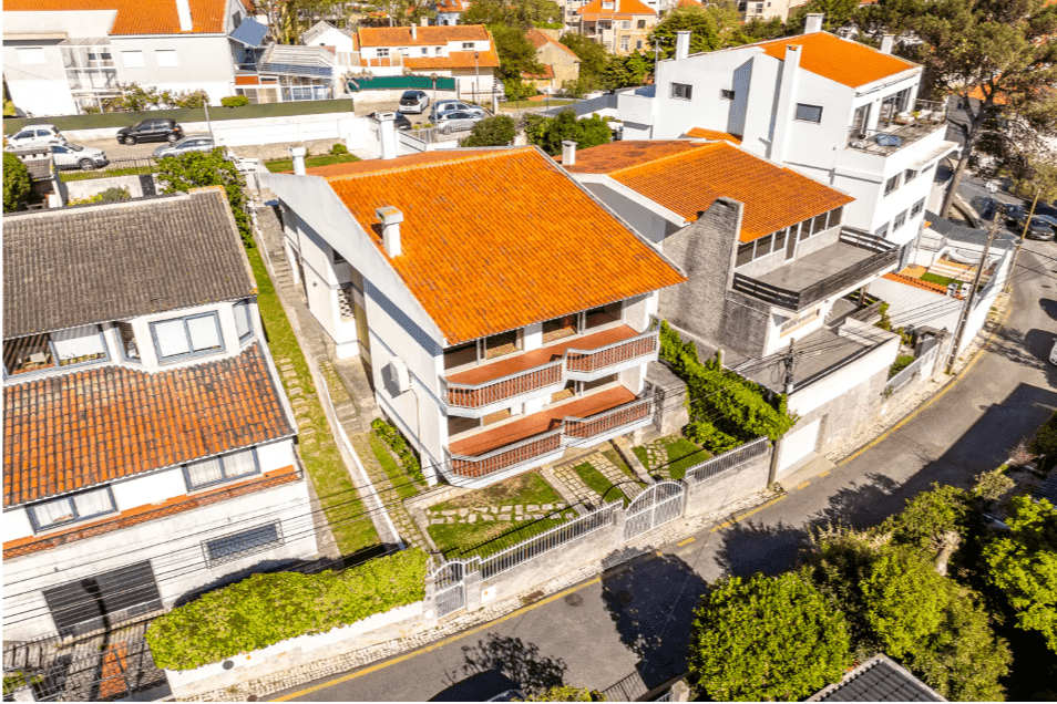 Maison isolée 6 pièces avec parking, Alto da Parede, Cascais - Image 2