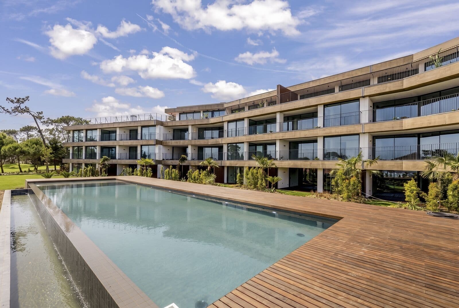 Apartamento T2 com jardim, Estoril, Cascais - Imagem 1