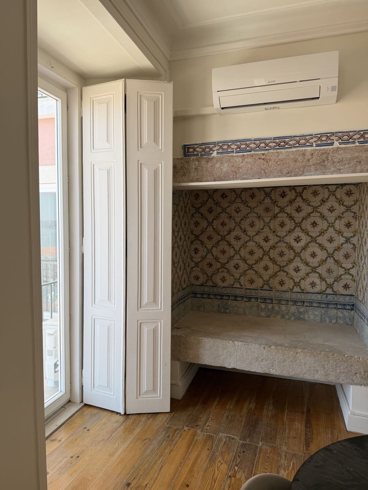 Apartamento T2 com vista, Castelo, Lisboa - Imagem 36