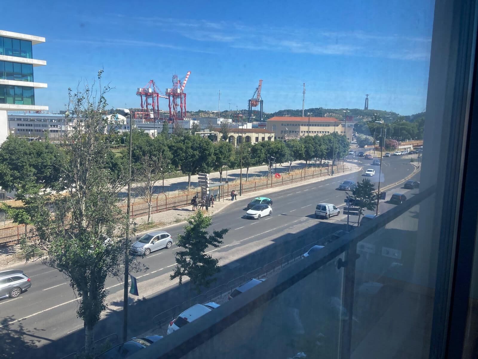Apartamento T2 com vista, Alcântara, Lisboa - Imagem 2
