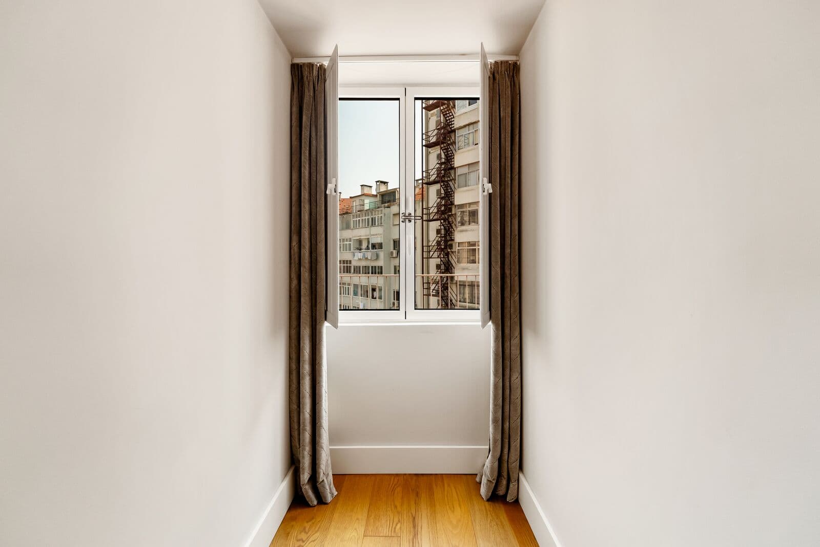 Apartamento T1 com vista, El Corte Inglés, Lisboa - Imagem 29