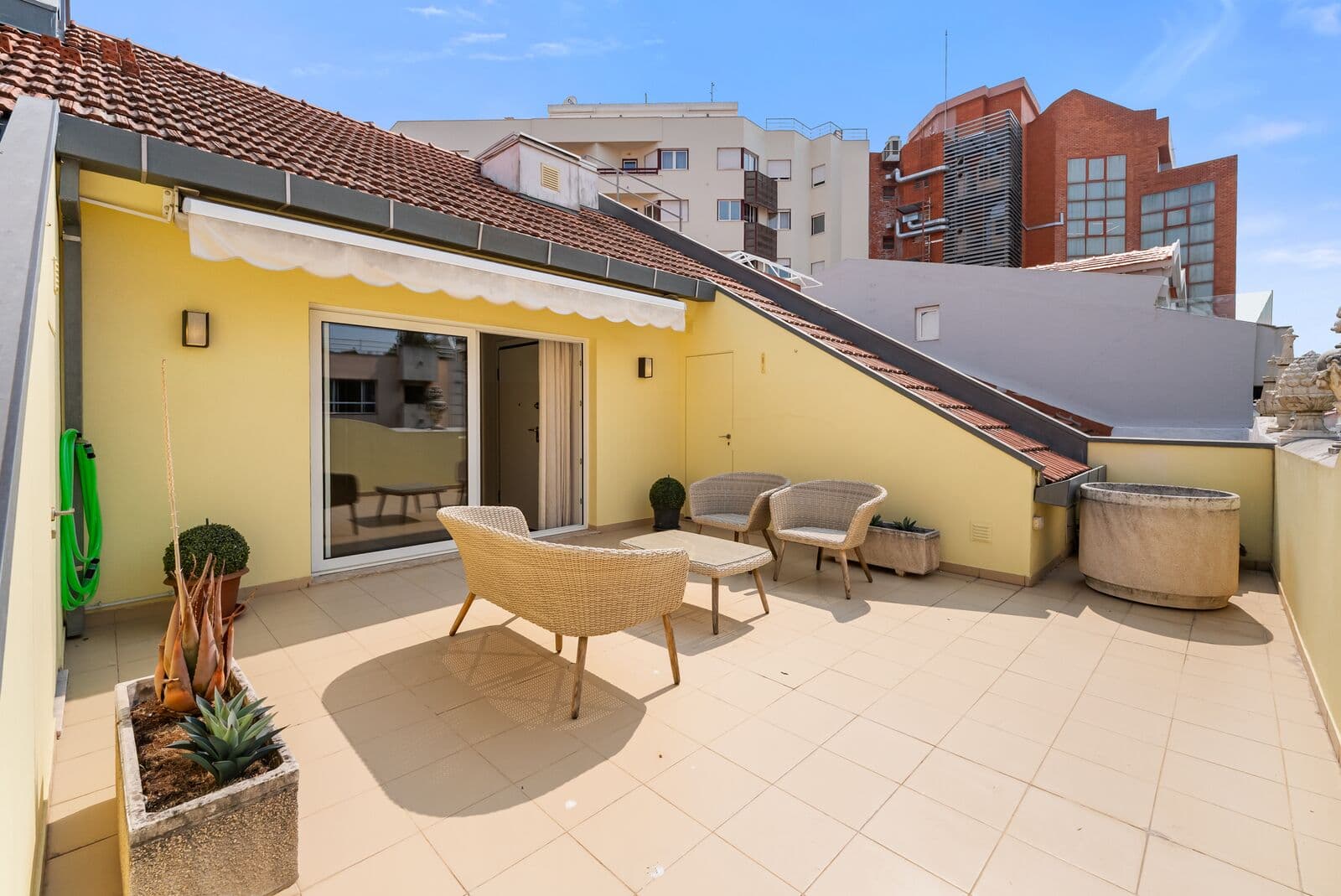 Apartamento T1 com vista, El Corte Inglés, Lisboa - Imagem 13