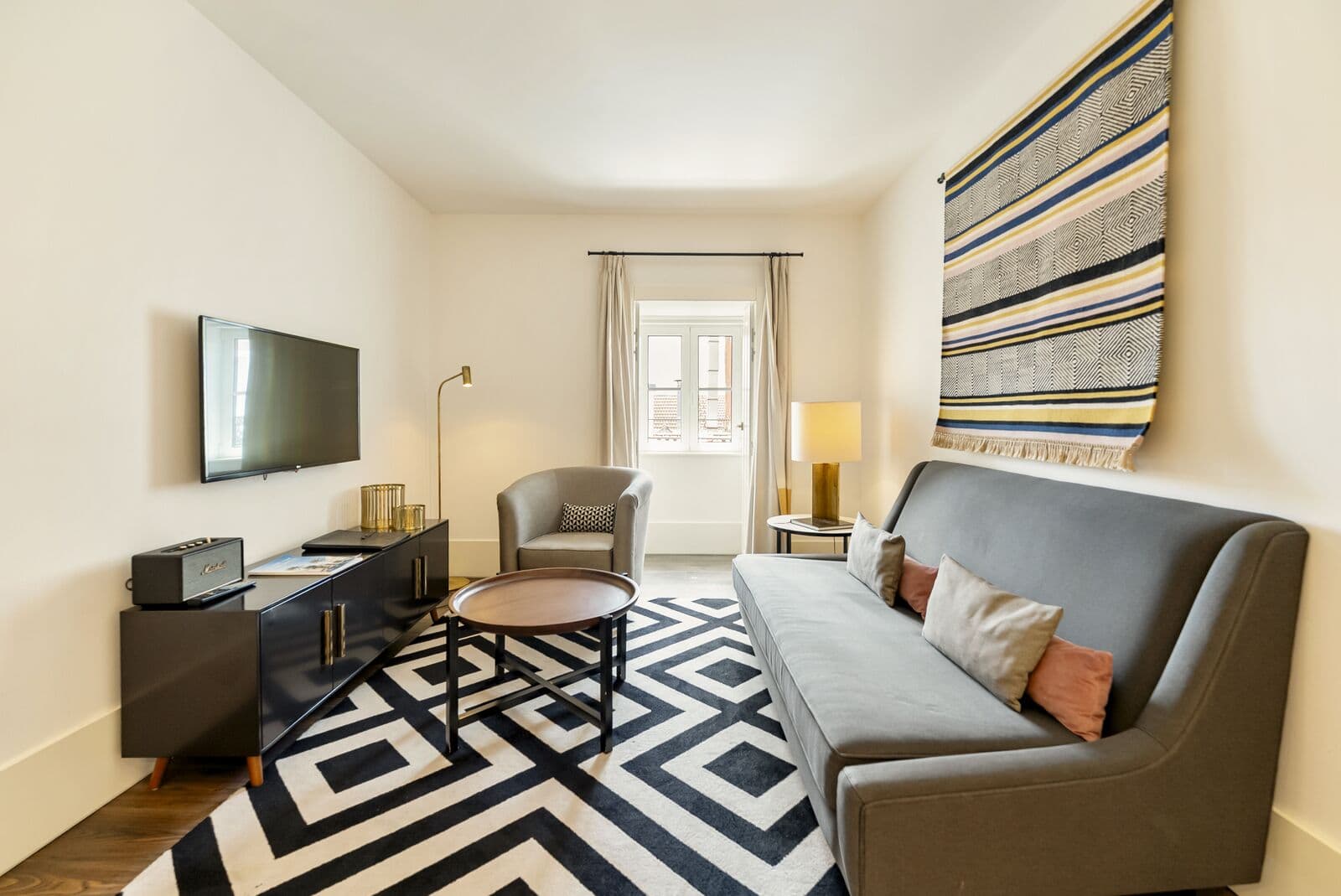 Apartamento T2 com estacionamento, Bairro Alto, Lisboa - Imagem 8