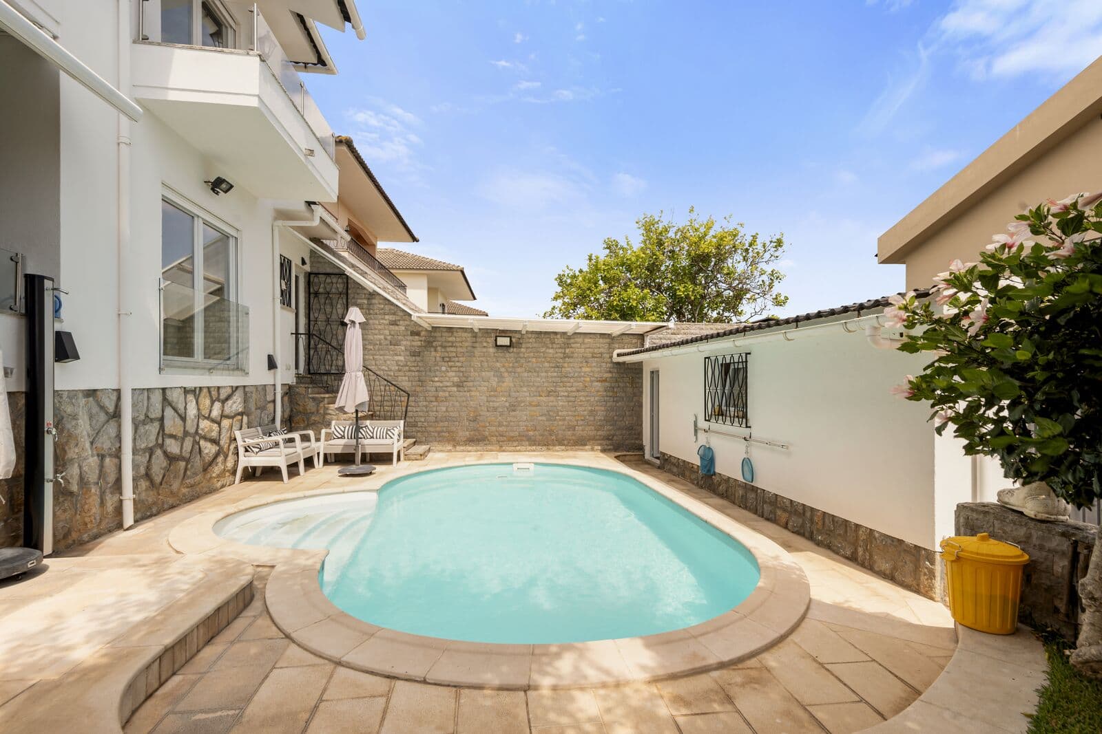 Moradia T4 + 2 com piscina, Cascais - Imagem 7