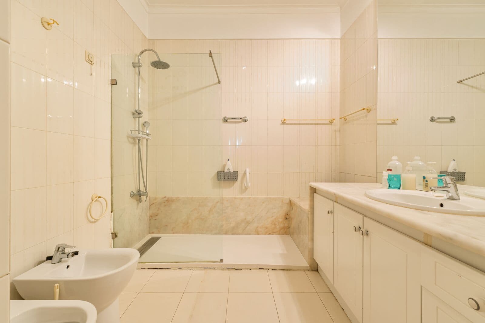 Apartamento T4 com vista, Campo Grande, Lisboa - Imagem 13