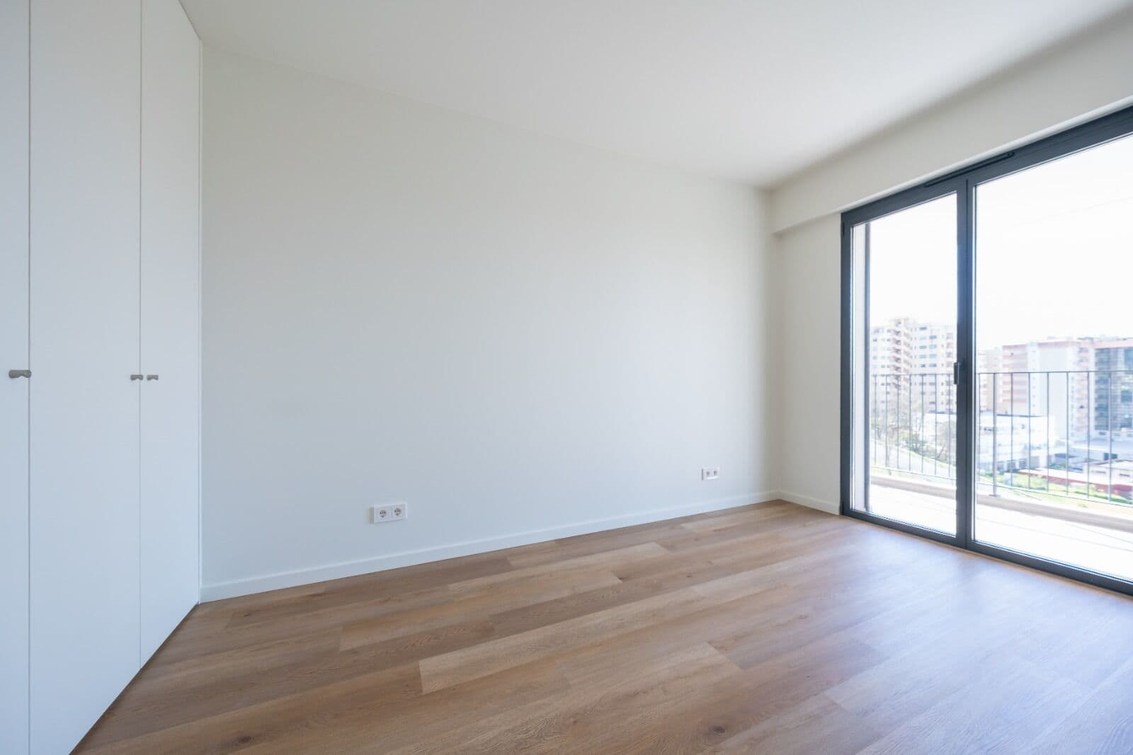 Apartamento T2 com estacionamento, Miraflores, Oeiras - Imagem 11