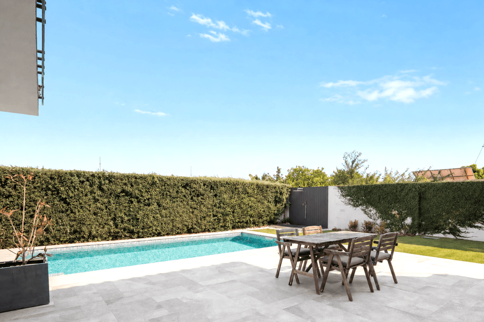 Moradia T3 + 1 com piscina, Oeiras - Imagem 1