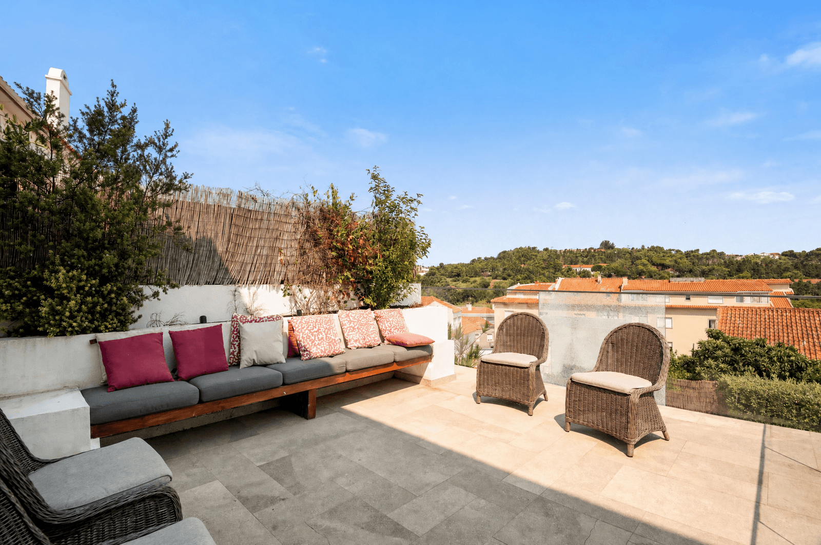 Moradia T3 + 1 com piscina, Oeiras - Imagem 17