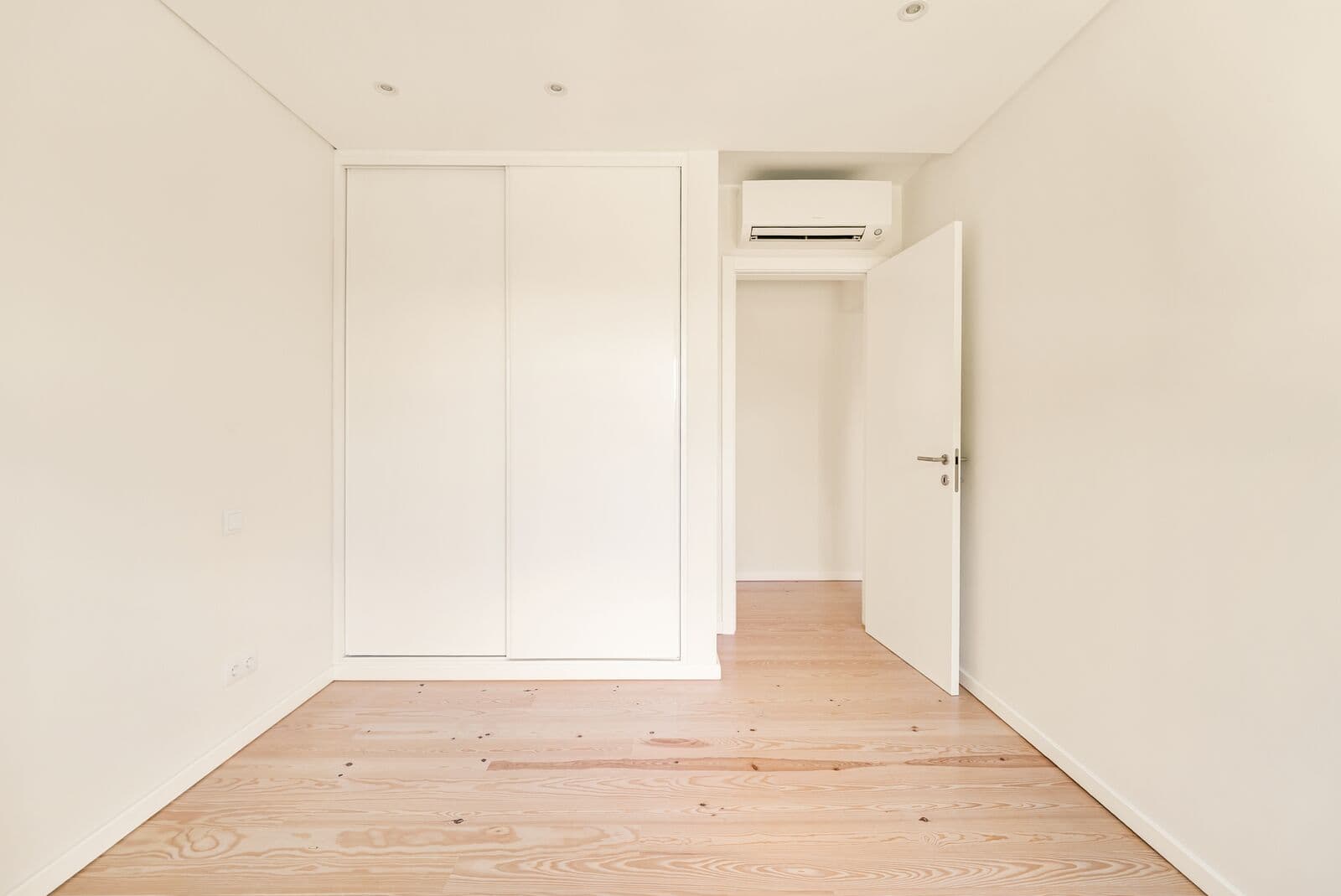 Apartamento T3 com jardim - Imagem 20