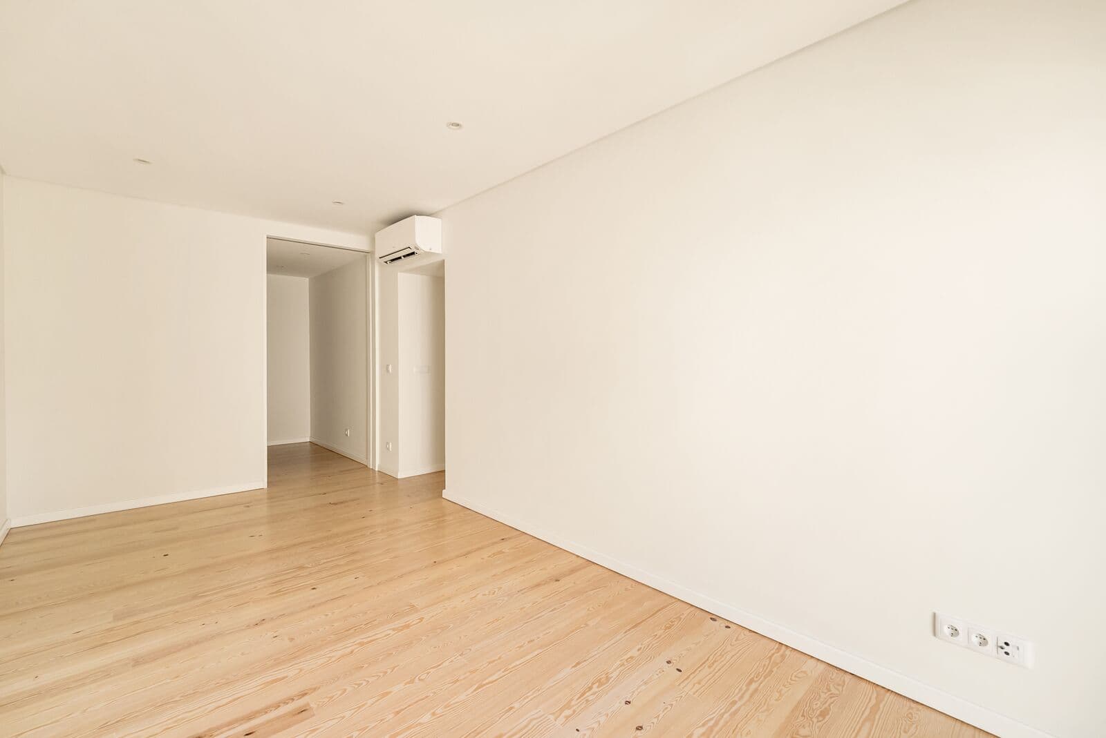 Apartamento T3 com jardim - Imagem 22