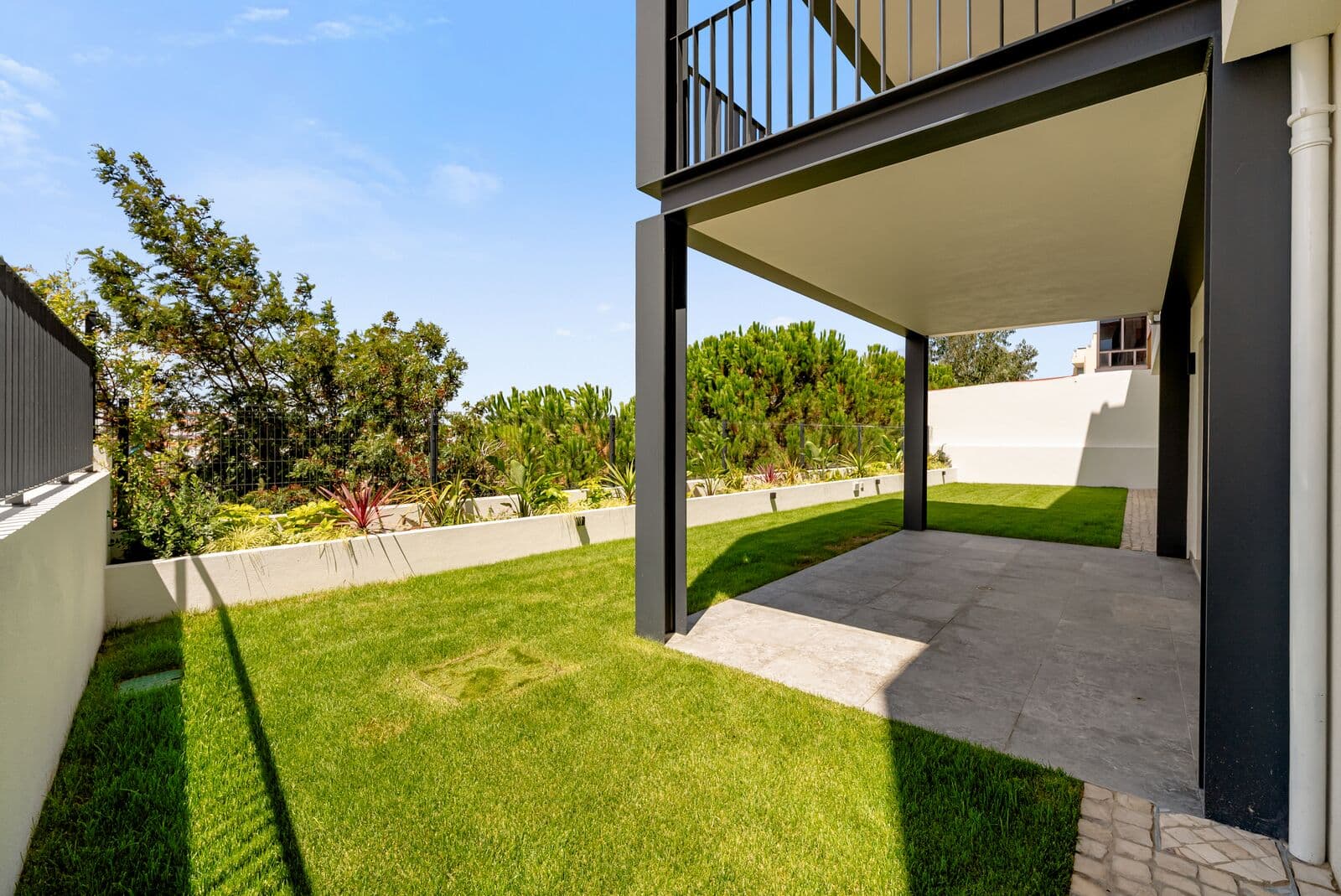 Apartamento T3 com jardim - Imagem 3