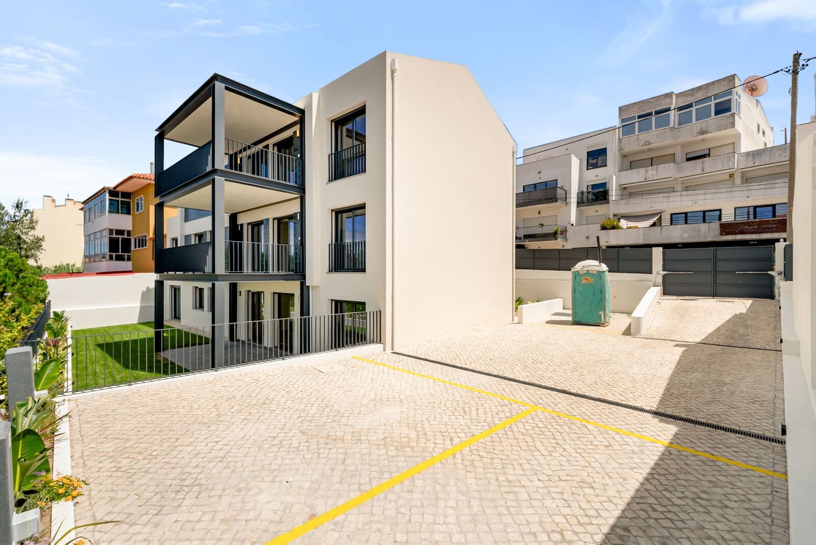 Apartamento T3 com jardim - Imagem 26