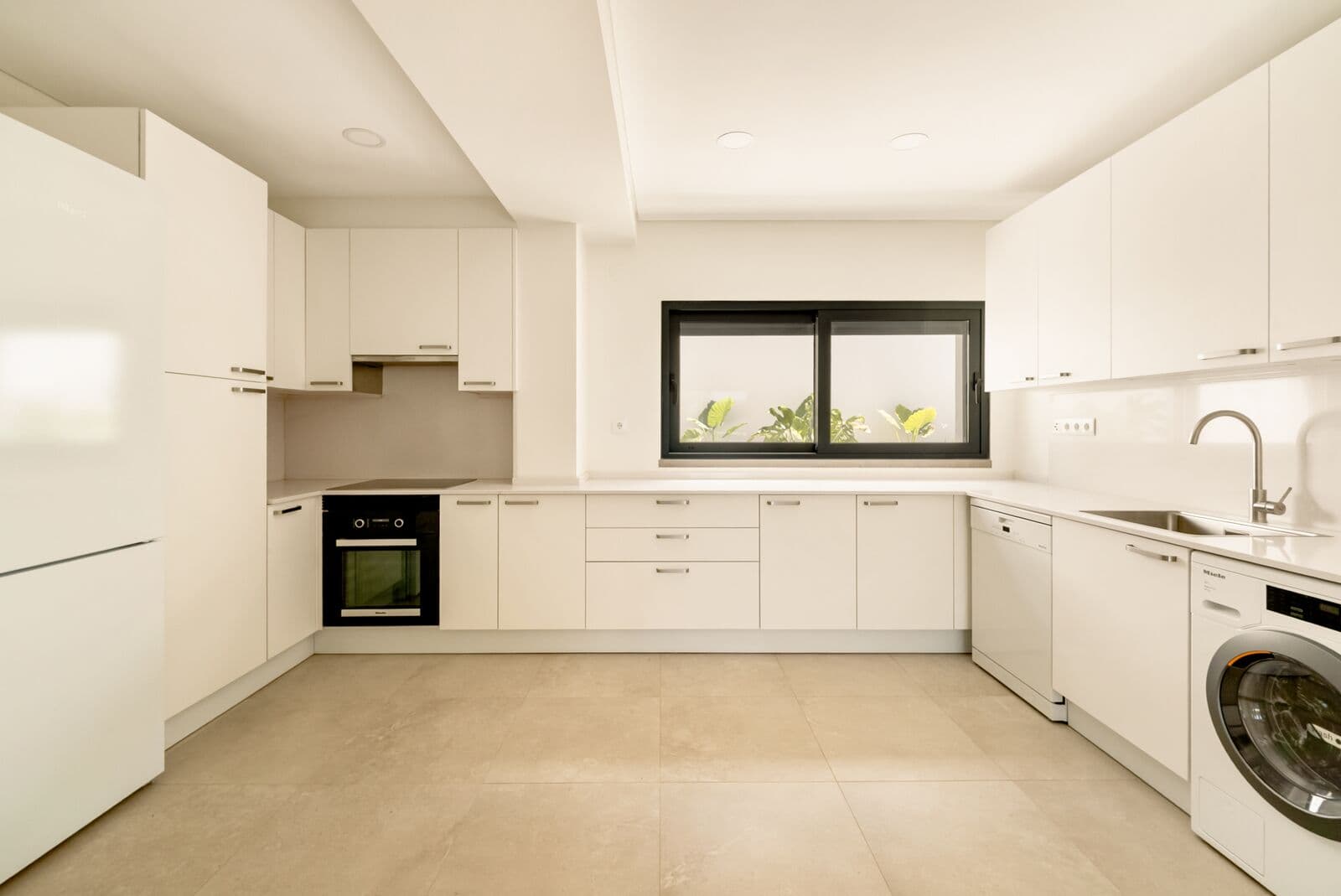 Apartamento T3 com jardim - Imagem 9