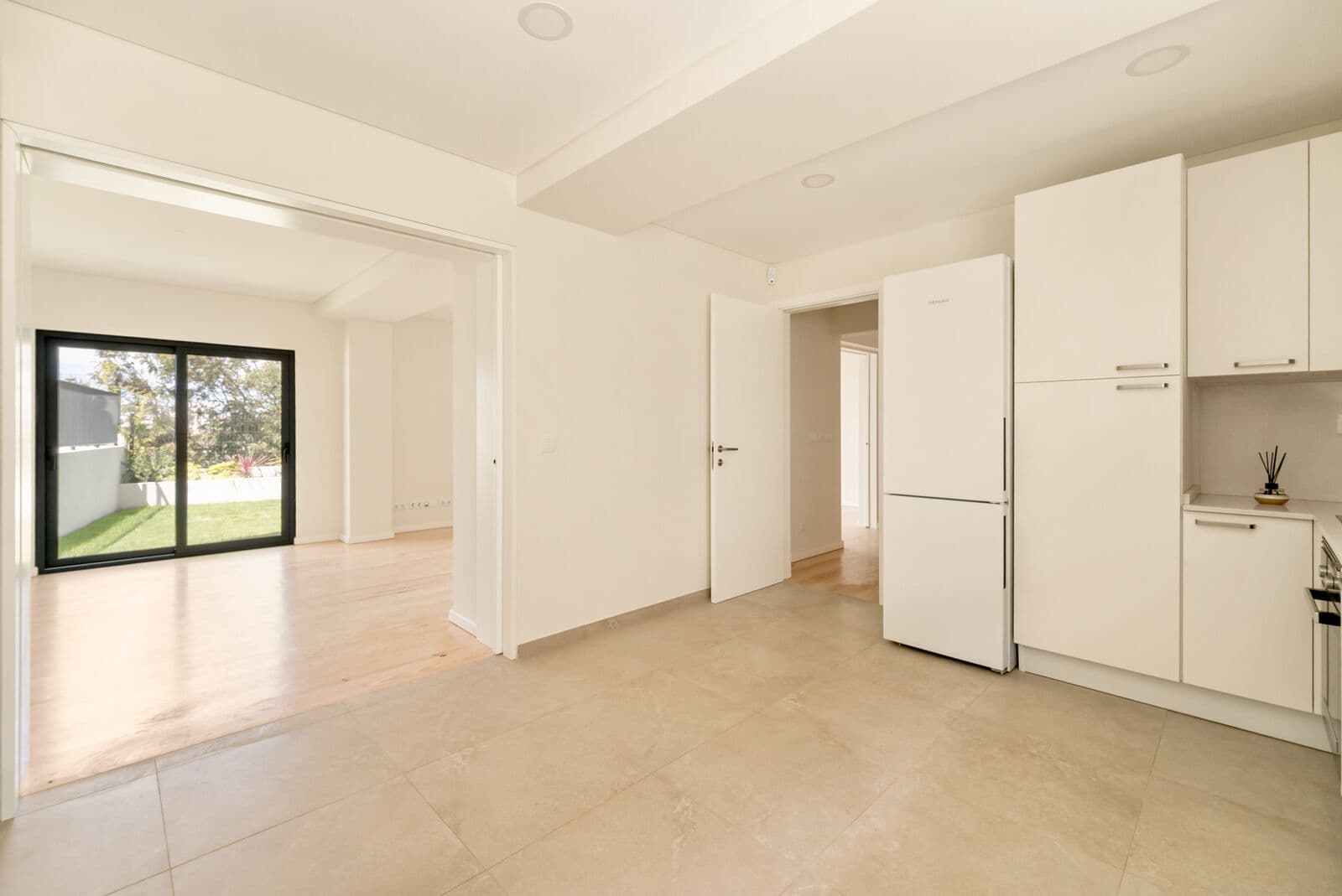 Apartamento T3 com jardim - Imagem 11