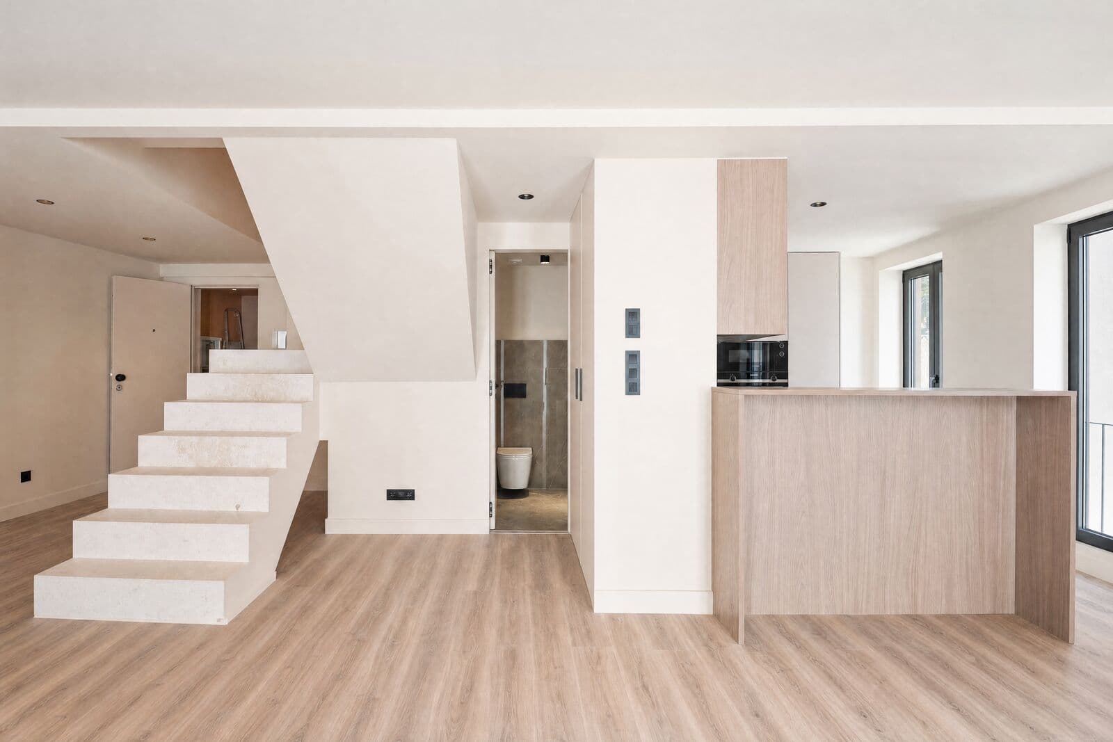 2 Bedroom Apartment with a terrace, Centro Histórico Cascais, Cascais - Image 2