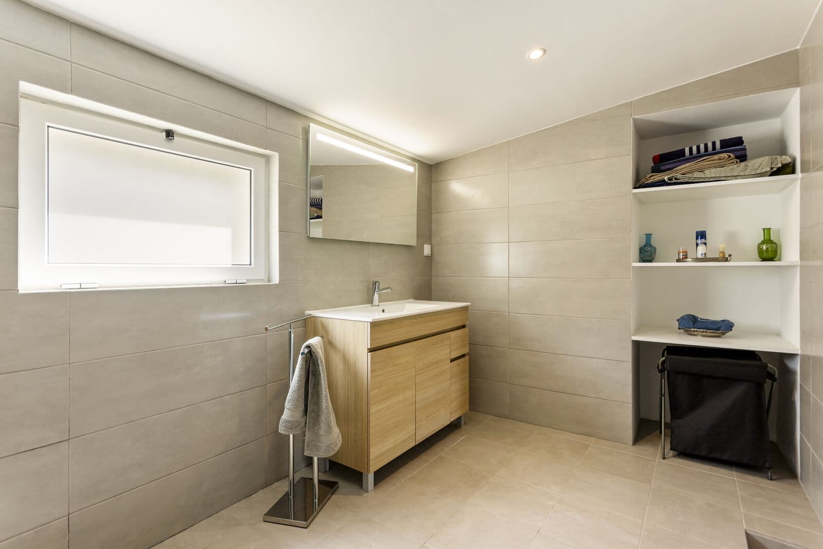 Moradia T5 com piscina, Dois Portos, Torres Vedras - Imagem 23