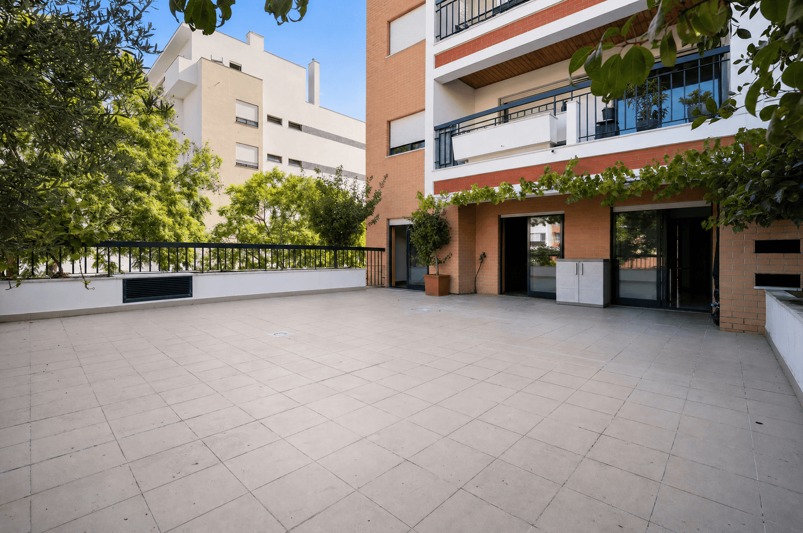 Apartamento T3 com estacionamento, Linda-a-Pastora Queijas, Oeiras - Imagem 3