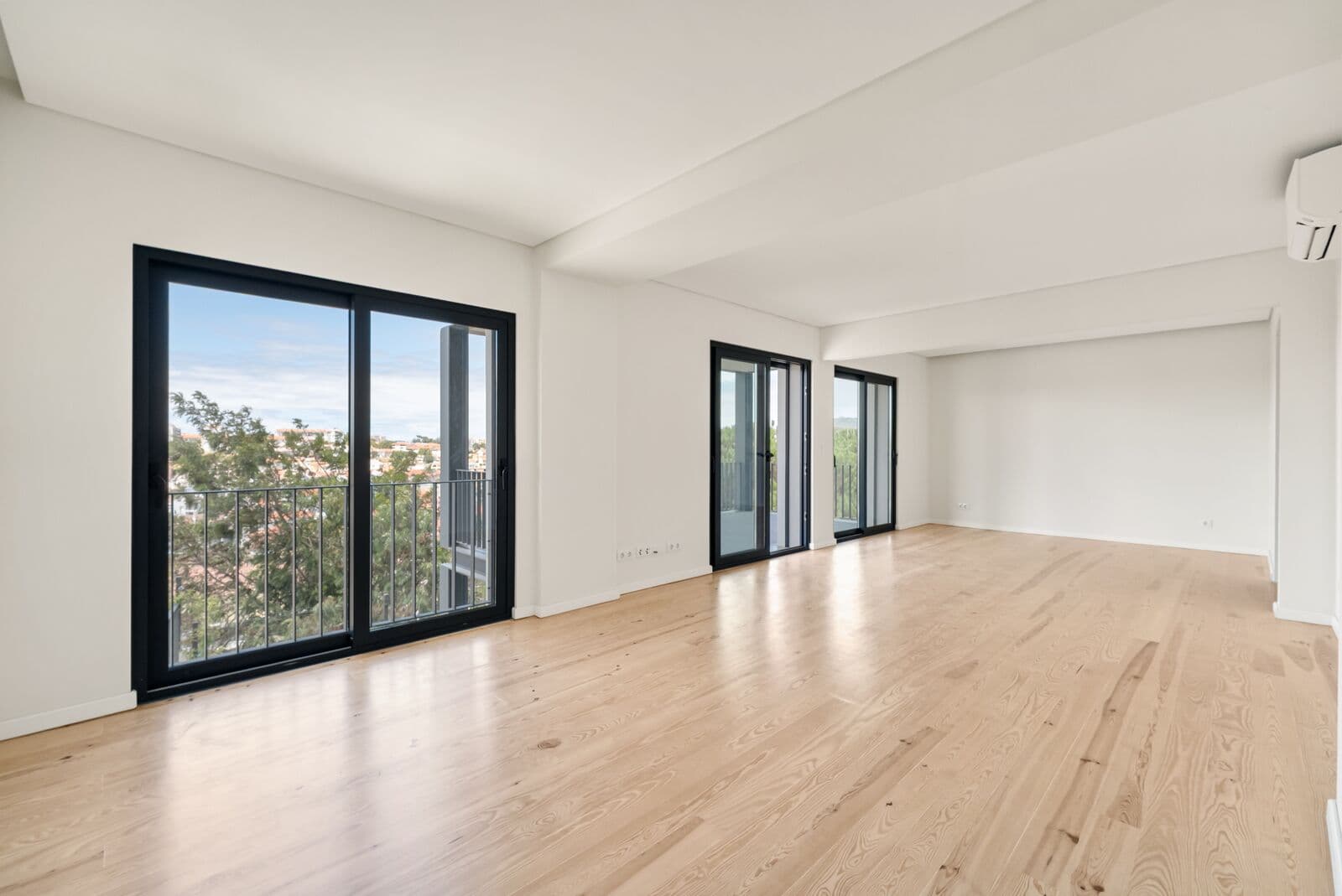 Apartamento T3 com vista - Imagem 5