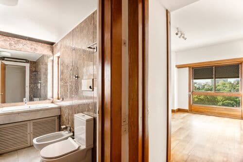PF41280 - 4 Bedroom Apartment with parking, Estrada da Luz, Lisboa - Image 8