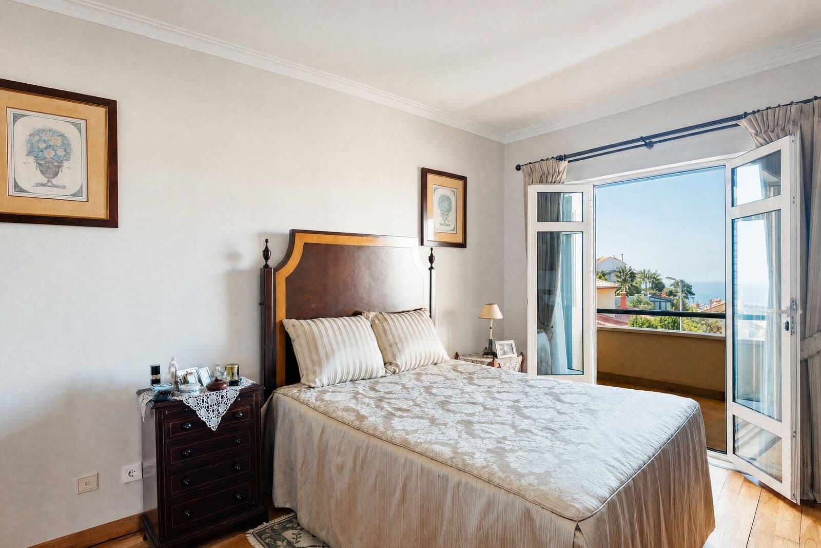 Moradia T5 + 1 com piscina, Parede, Cascais - Imagem 24
