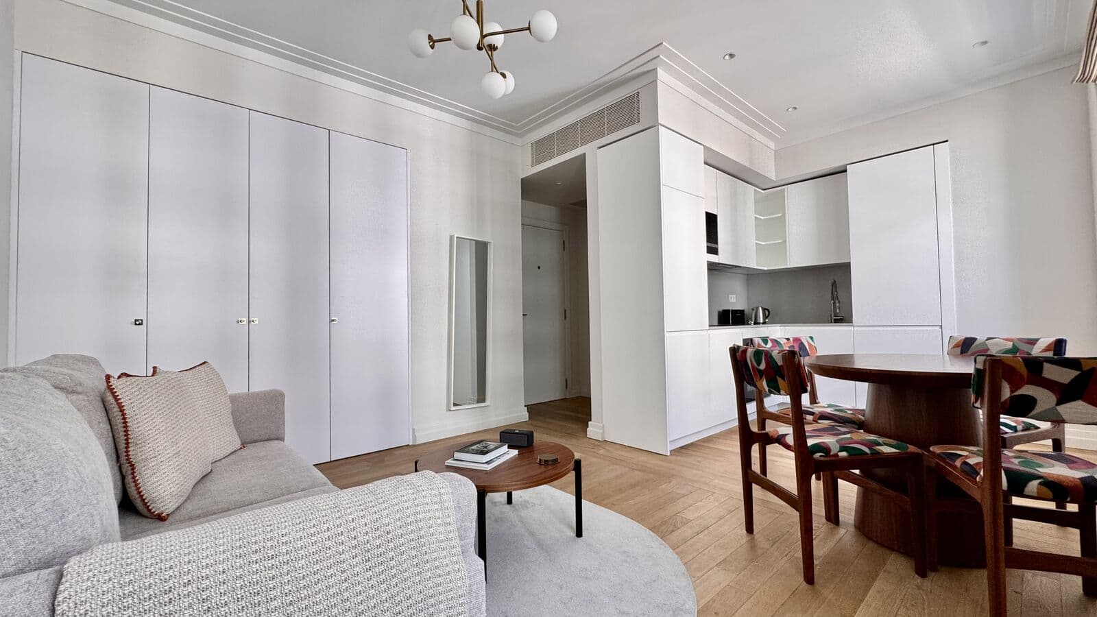 Apartamento T1 com vista, Avenidas Novas, Lisboa - Imagem 2