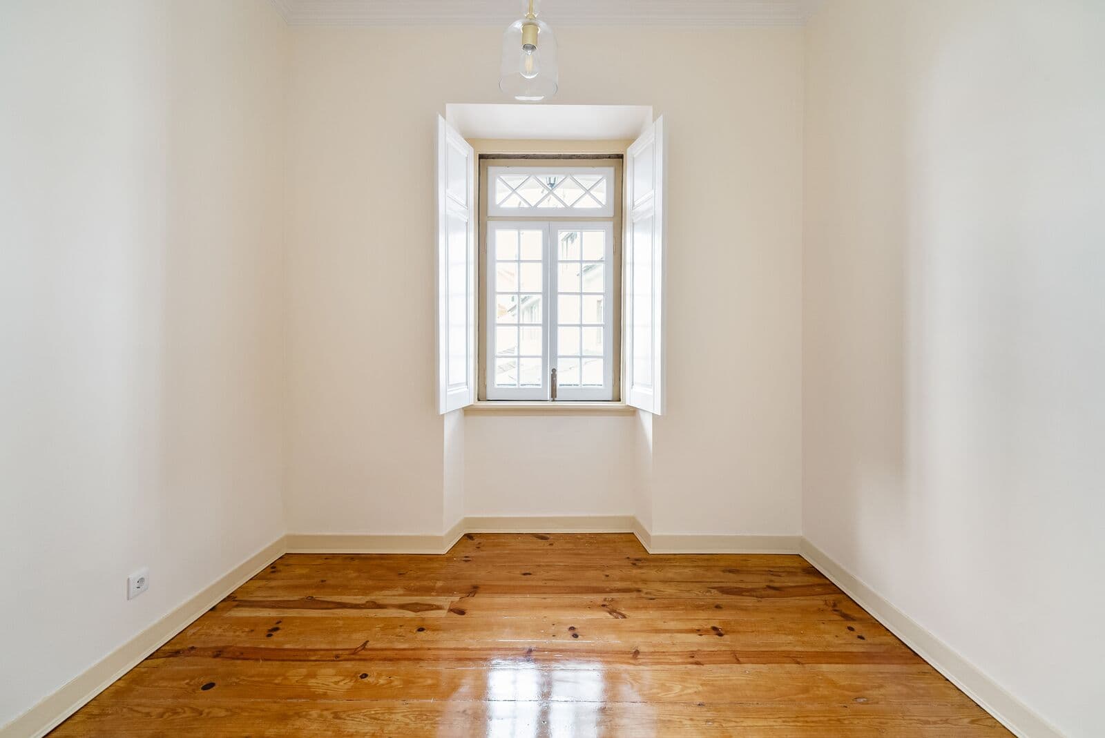 Moradia T6 com jardim, Monte Estoril, Cascais - Imagem 10