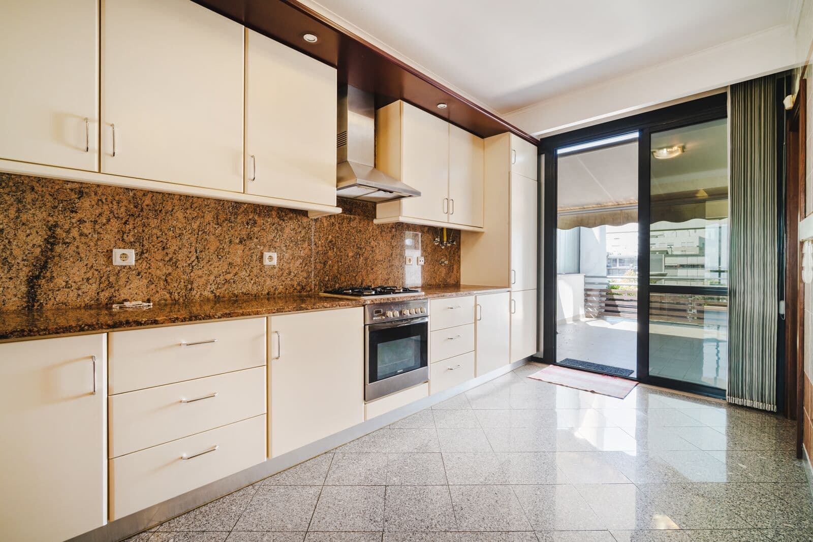 Penthouse T3 com piscina, Lisboa - Imagem 16