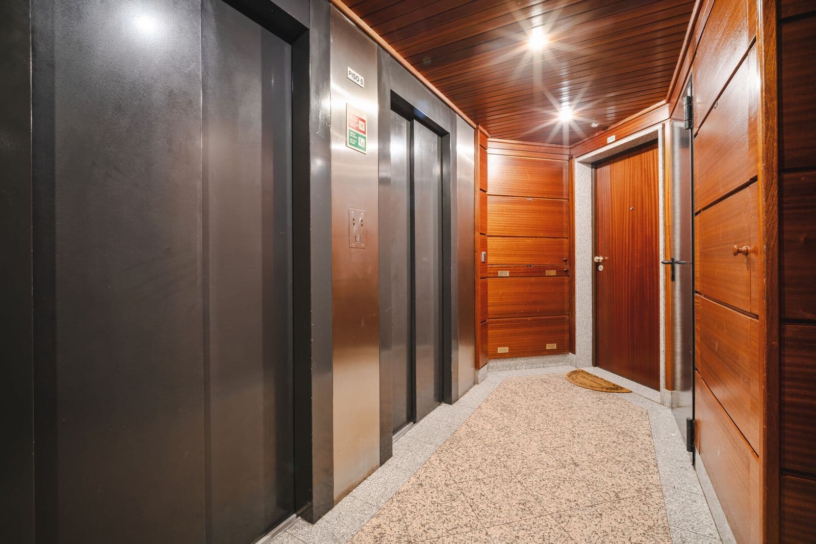 Penthouse T3 com piscina, Lisboa - Imagem 28