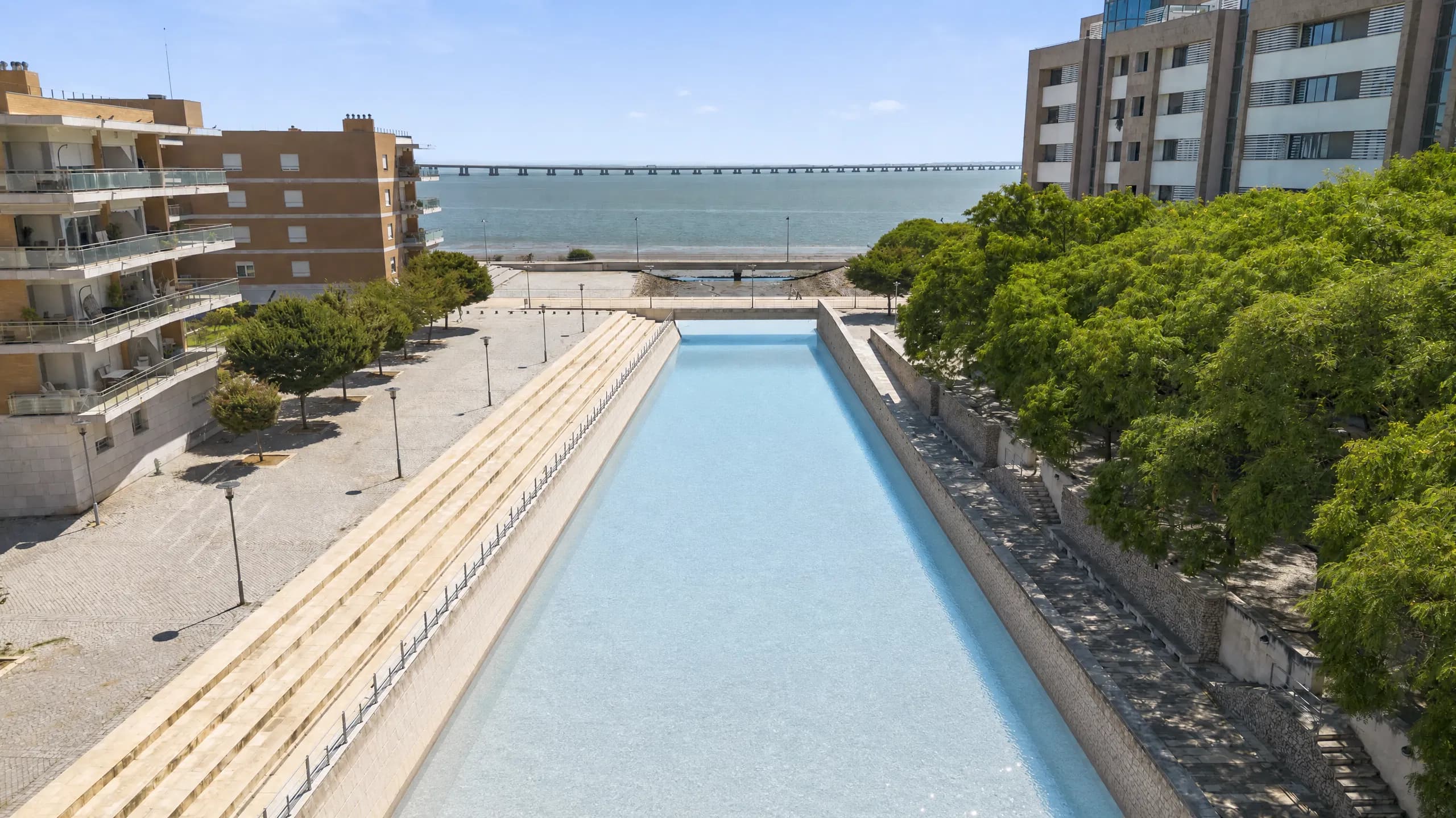 3 Bedroom Penthouse with swimming pool, Lisboa - Image 7