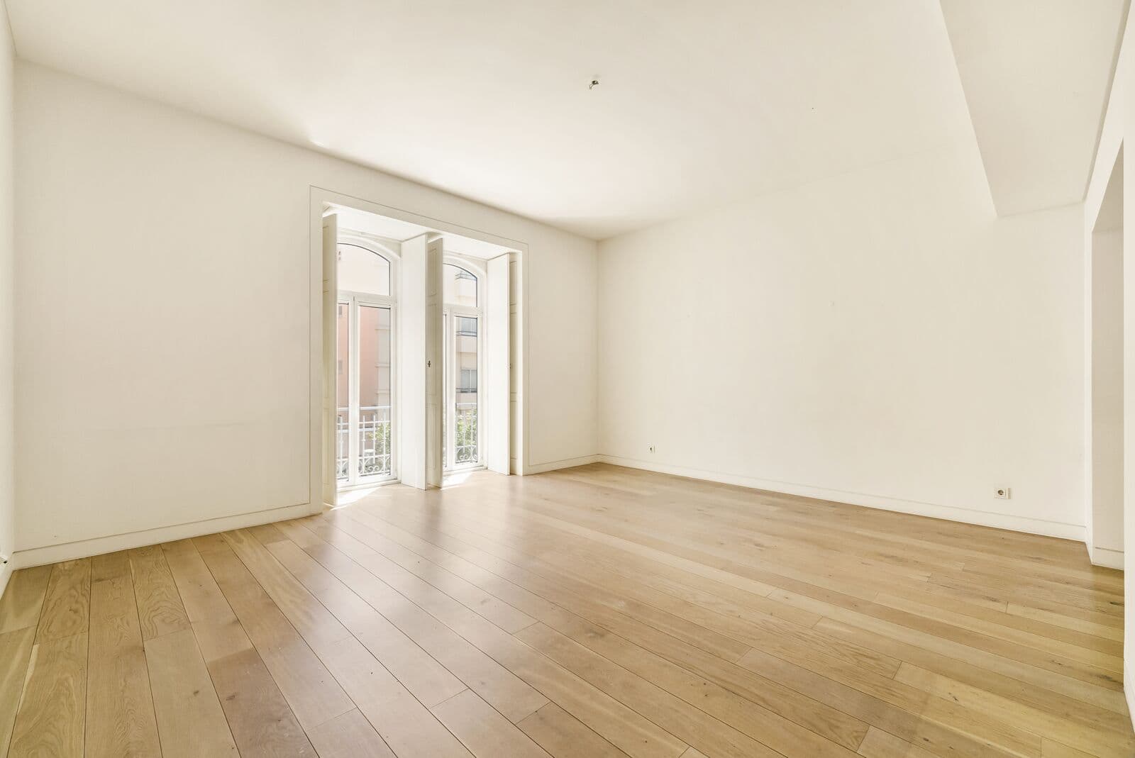 Apartamento T1 com estacionamento, Arroios, Lisboa - Imagem 2