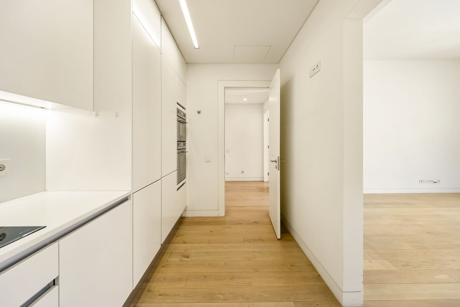 Apartamento T1 com estacionamento, Arroios, Lisboa - Imagem 9