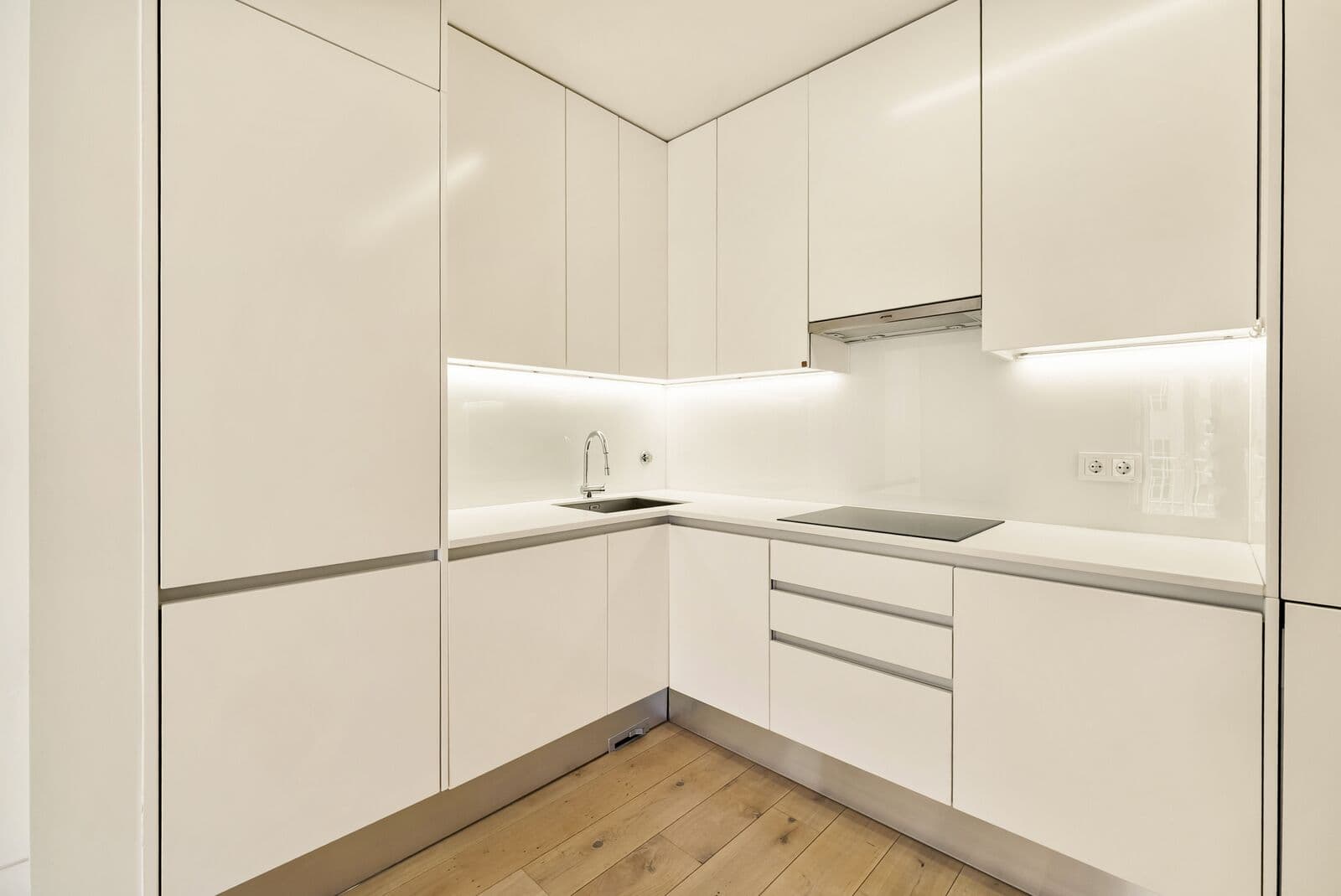 Apartamento T1 com estacionamento, Arroios, Lisboa - Imagem 13