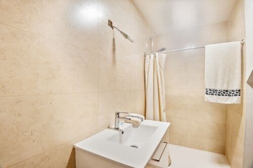 PF41329 - Moradia Isolada T5 + 1 com jardim, São João da Talha, Loures - Imagem 41