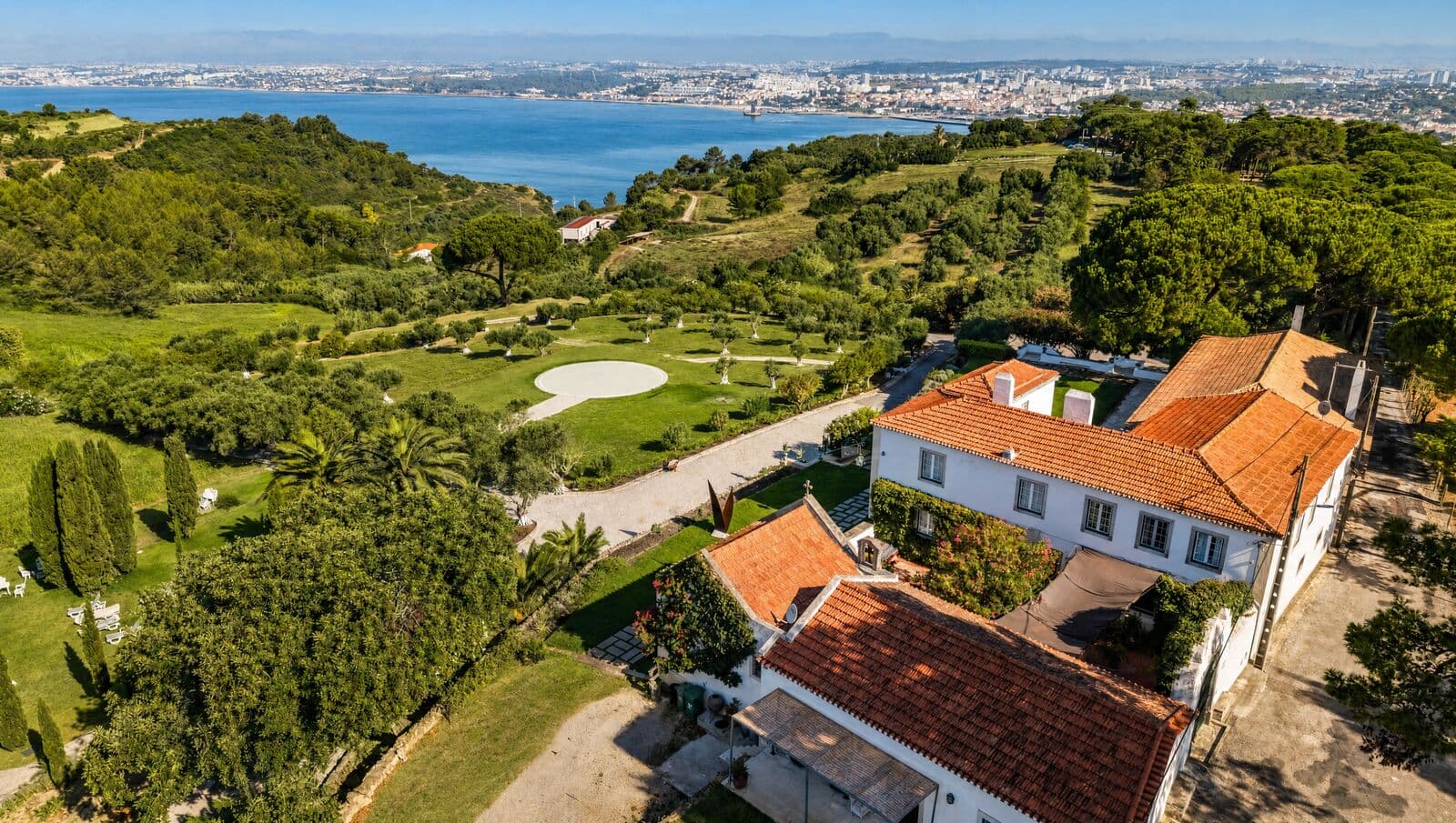 Farm 7.9 ha, Trafaria, Almada - Image 2