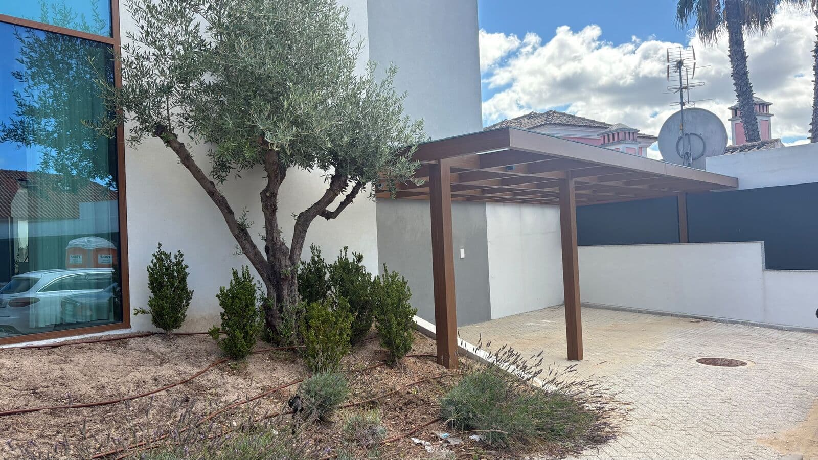 Moradia T4 com piscina - Imagem 16